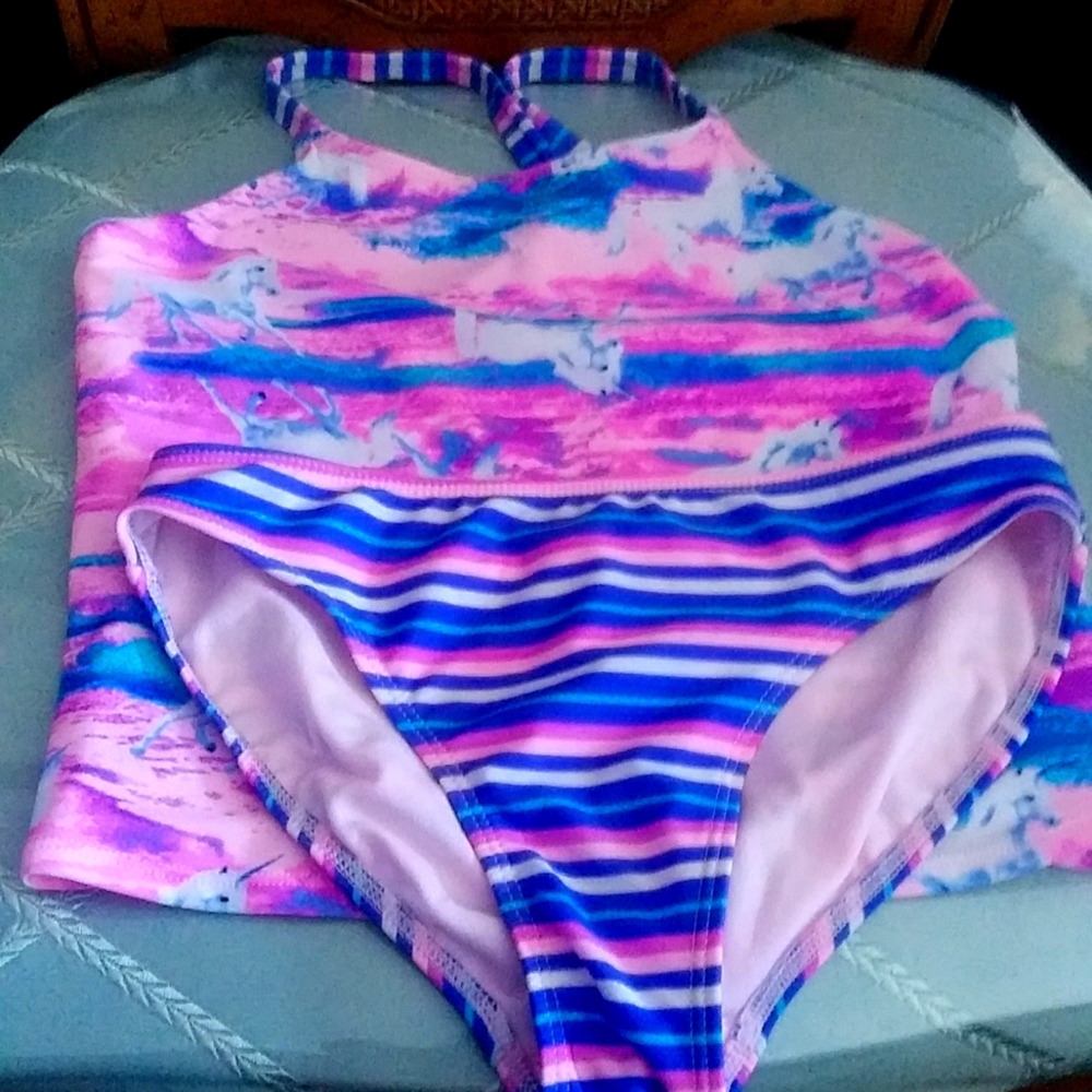 Little girls swimsuit size 10-12 (used)